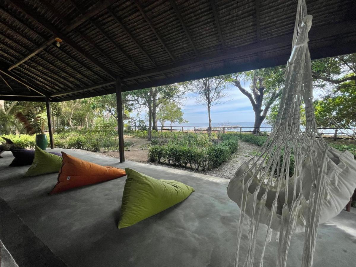 Blue Emocean Dive Resort Moyo Island Exterior photo